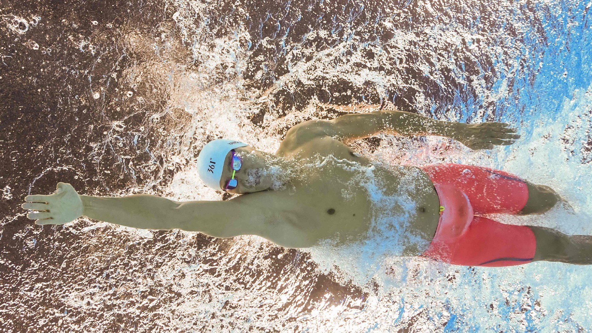 中国女篮加强体能训练 提升比赛持续作战能力，2021年6月中国女篮训练